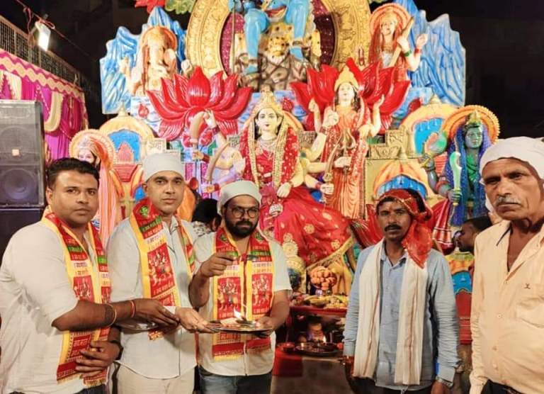 भगवती जागरण में माता के भजनों पर झूमे नगरवासी