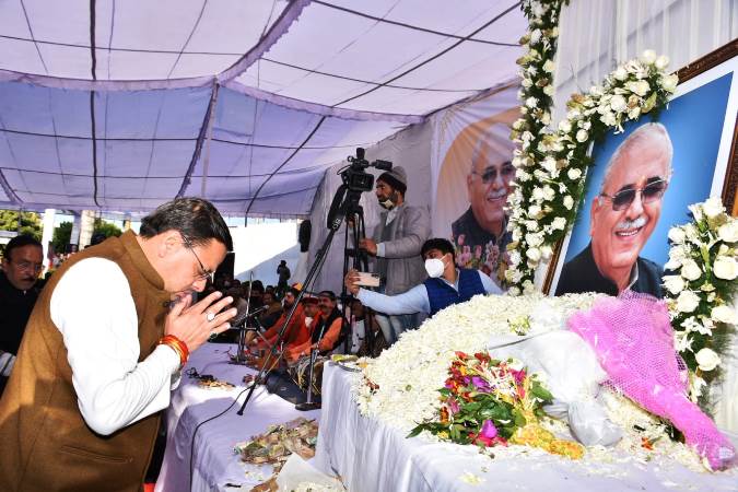 सरलता और सादगी की मूर्ति रहे हरवंश कपूर-सीएम