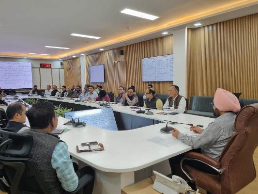 सेंट्रल प्लाजा और यूनिटी मॉल की तर्ज पर सिटी पार्क विकसित होः संधु