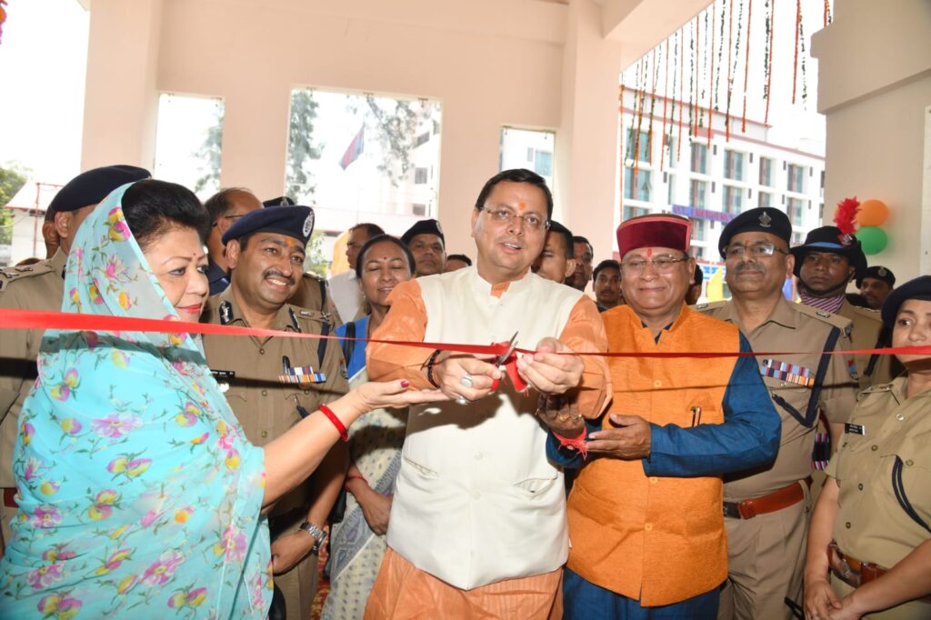 देहरादून में नवनिर्मित सरदार पटेल भवन का सीएम ने किया लोकार्पण