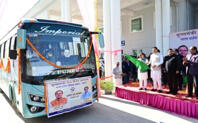 मुख्यमंत्री धामी ने राज्य के टॉपर छात्र व छात्राओं के दल को “भारत दर्शन शैक्षिक भ्रमण” पर किया रवाना