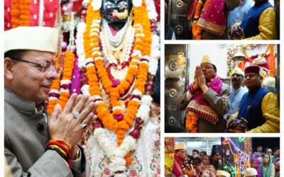 देहरादून में मां कालिका मंदिर पहुंचकर मुख्यमंत्री धामी ने की पूजा अर्चना