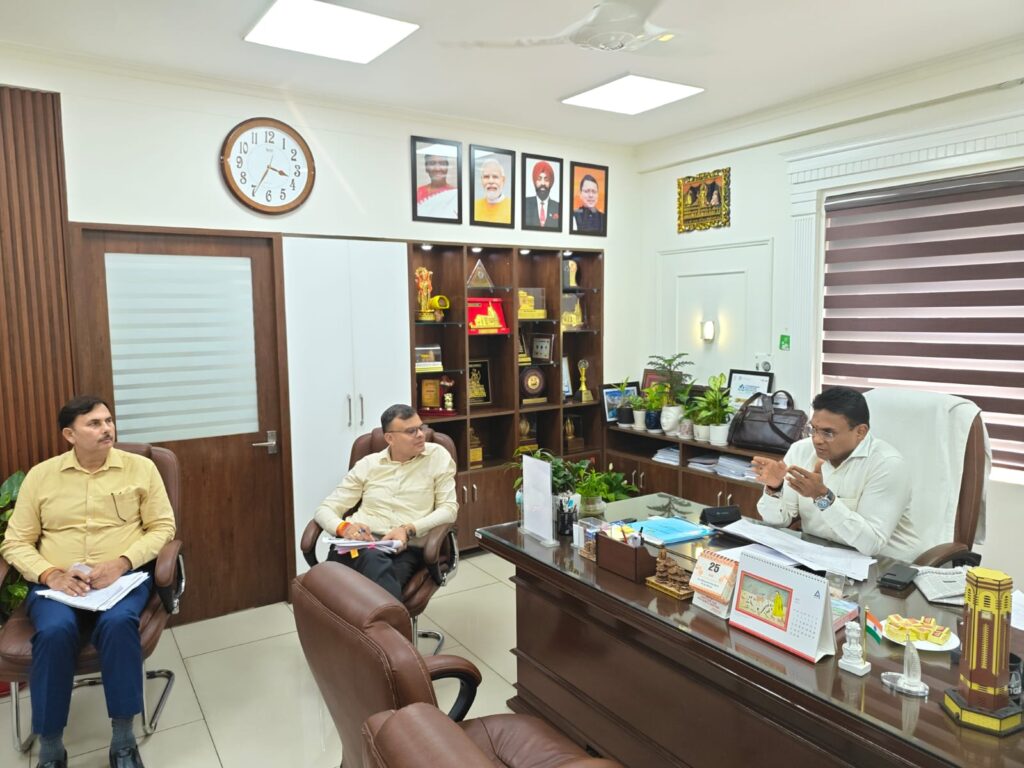 धामी सरकार की सख्ती, अवैध प्लॉटिंग और रियल एस्टेट अनियमितताओं पर कसेगा शिकंजा, रेरा में बड़े सुधारों की तैयारी