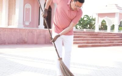 सीएम ने एक पेड़ मां के नाम अभियान के तहत पौधरोपण कर दिया स्वच्छता का संदेश