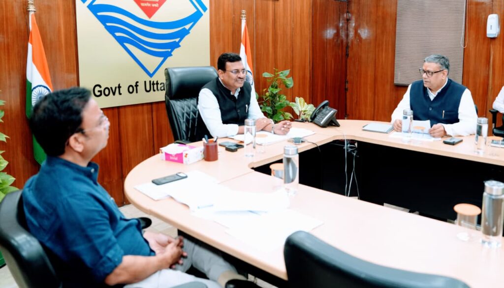 सीएस ने देहरादून, ऋषिकेश और काशीपुर की वायु गुणवत्ता की स्थिति जानकारी लेकर सुधार के लिए दिए निर्देश
