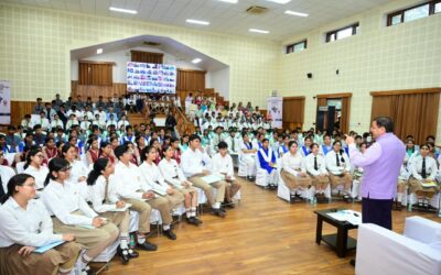 पढ़ाई को बोझ नहीं बल्कि भविष्य संवारने के रास्ते के तौर पर देखना होगाः धामी