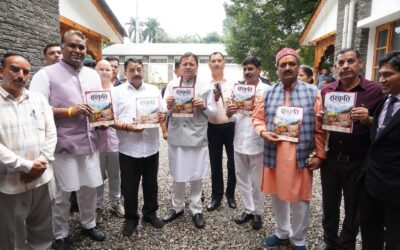 सीएम धामी ने हिमालयी संस्कृति, परंपराओं और लोक जीवन को समर्पित पत्रिका का किया विमोचन