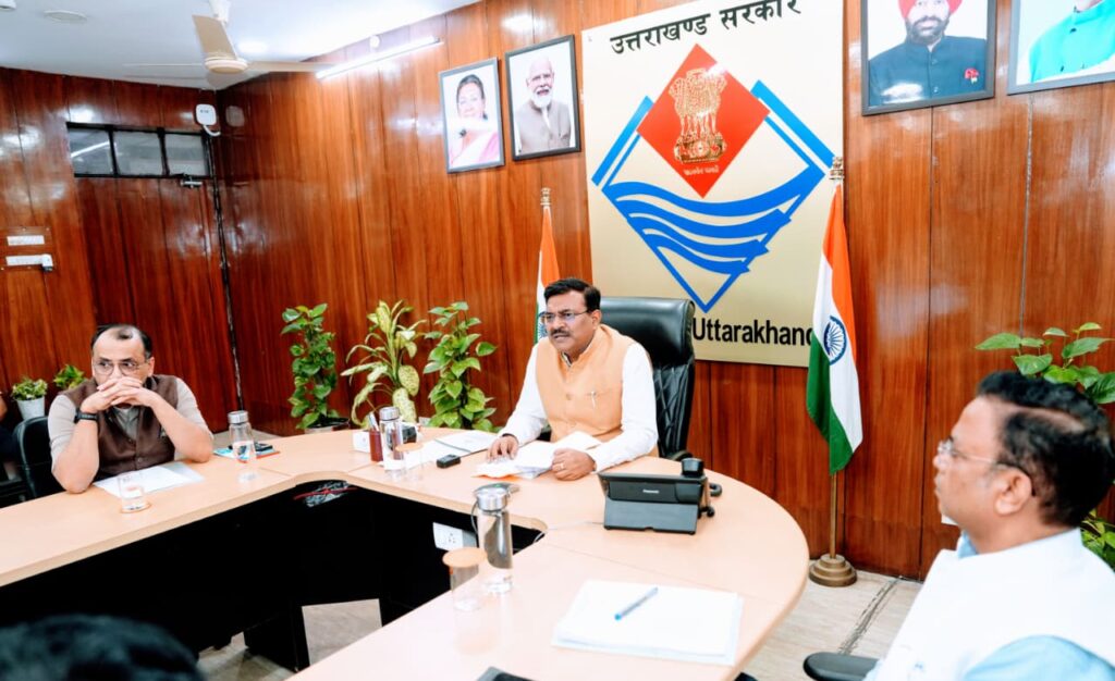 व्यय वित्त समिति की बैठक में सीएस ने प्रदान की विभिन्न सहमति