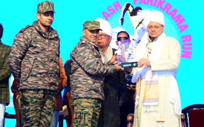 मुख्यमंत्री ने गुंजी में आदि कैलाश परिक्रमा रन-2.0 में किया प्रतिभाग, विजेता धावकों को किया पुरस्कृत